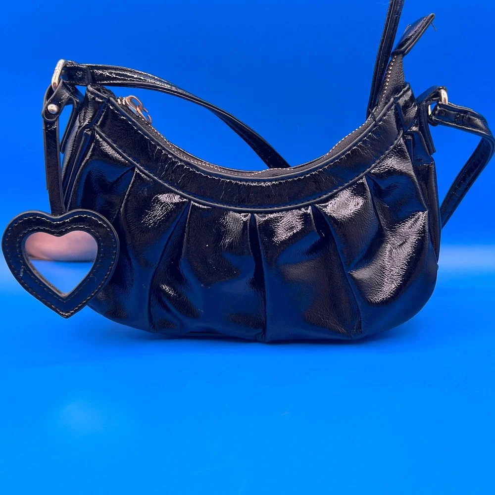 Black Patent Ruched Crescent Forever 21 Bag Heart Mirror Charm Y2K Crossbody